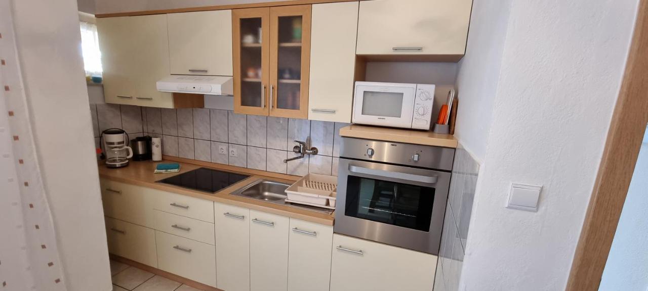Apartments Juric Привлака Екстер'єр фото